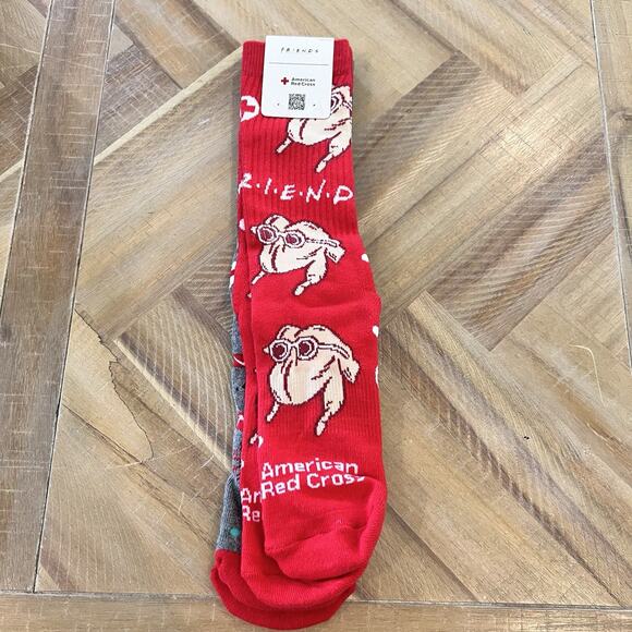 Brand New FRIENDS American Red‎ Cross Donor 2 Pair Socks BioWorld - Picture 1 of 4